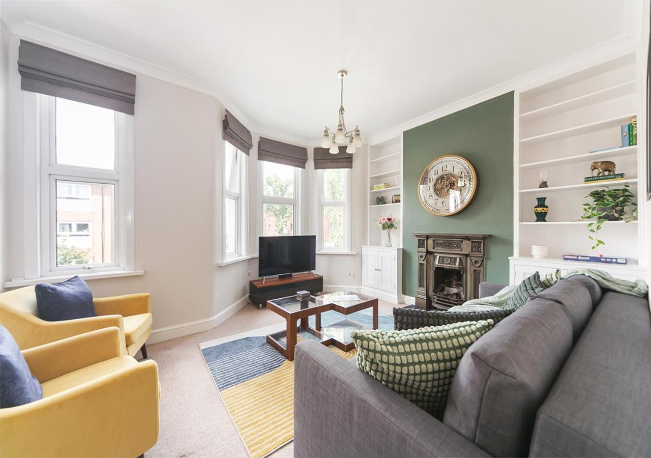 Luxury Chiswick 2 Bed Victorian Flat * Londres