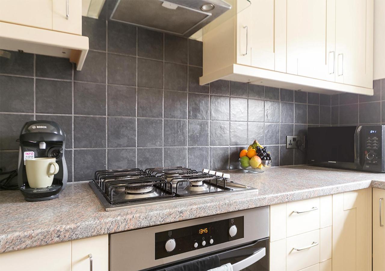 Luxury Chiswick 2 Bed Victorian Flat Appartement